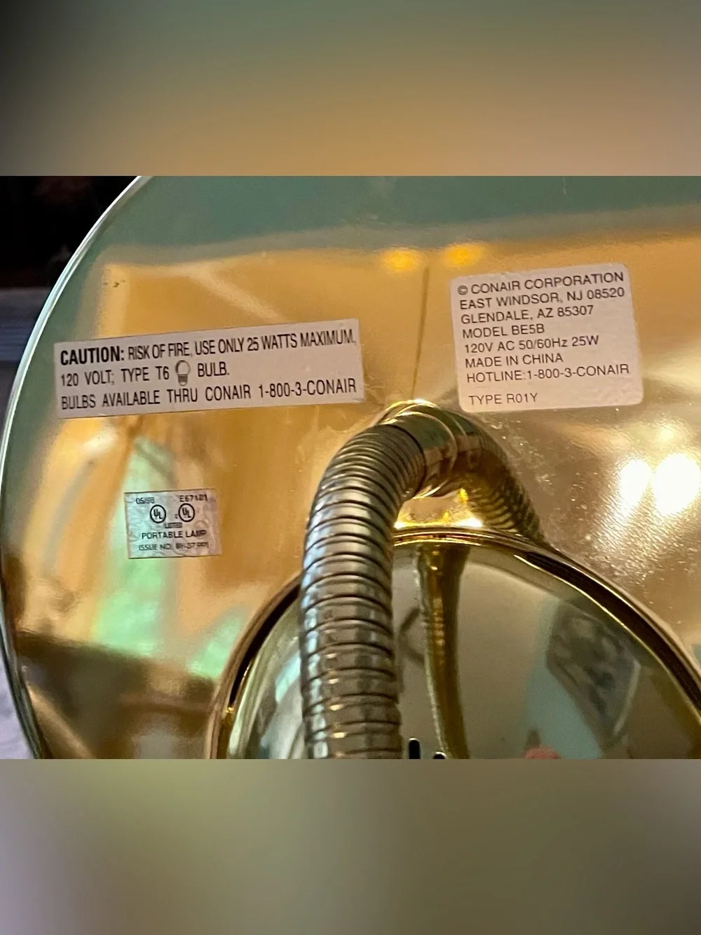 Conair Makeup Mirror in Shiny Gold! On/Off Switch located on power cord.